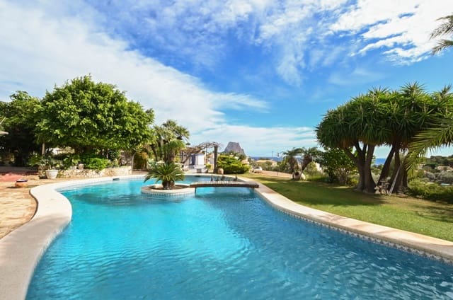 4 bedroom Finca/Country House for sale in Canuta, Calpe / Calp with pool garage - € 2,120,000 (Ref: 10086914)