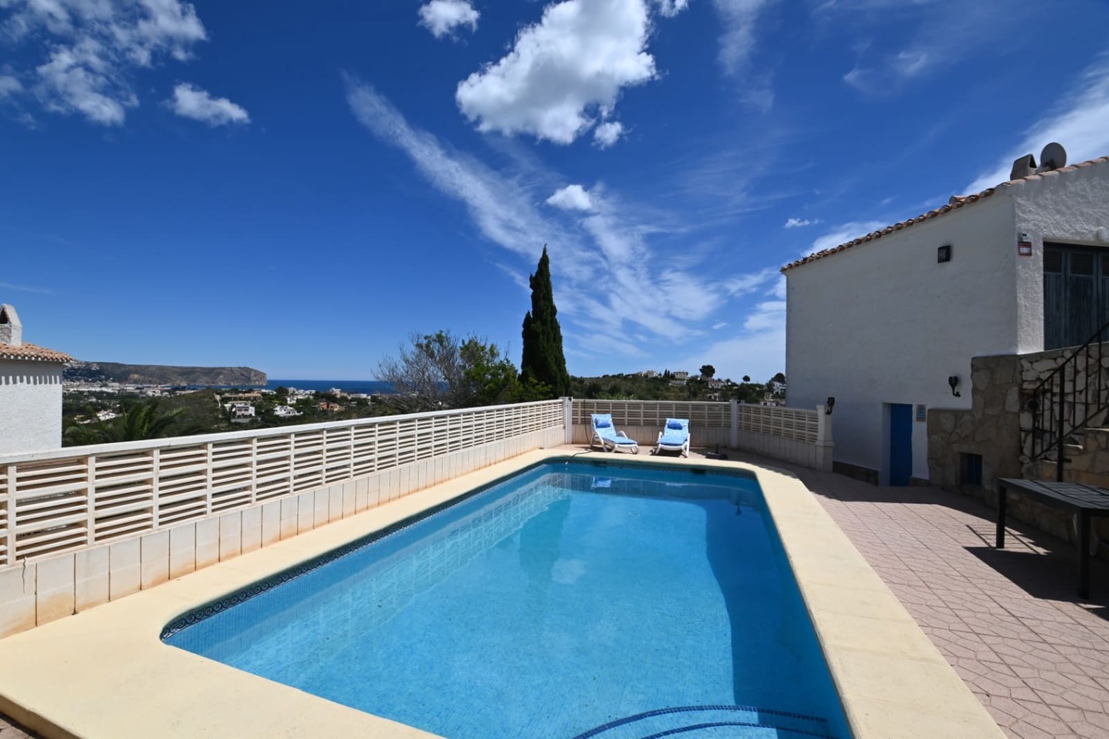 3 soverom Villa til salgs i Javea / Xabia med svømmebasseng garasje - € 695 000 (Ref: 10102869)