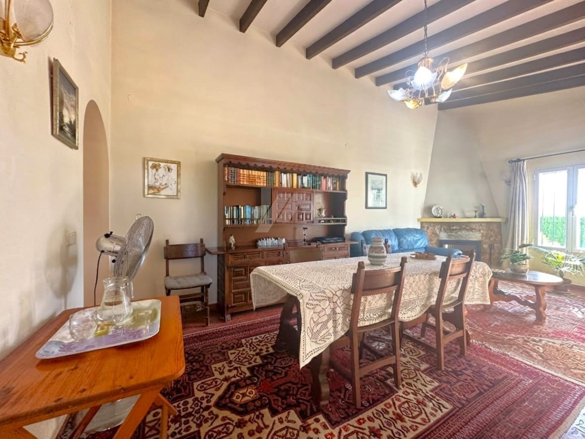 3 slaapkamer Villa te koop in Moraira met zwembad garage - € 620.000 (Ref: 10120909)
