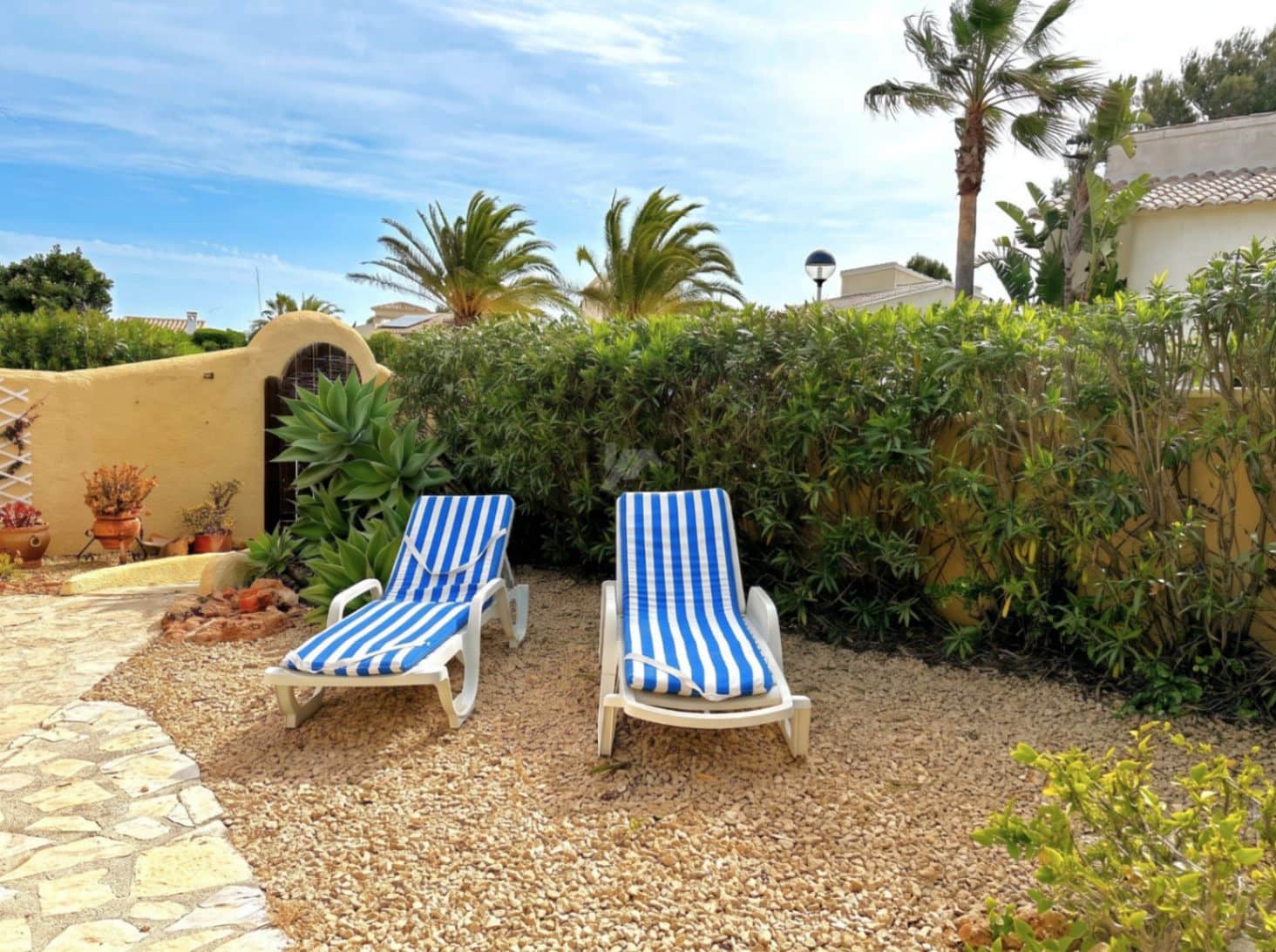 2 bedroom Bungalow for sale in Cumbre del Sol with pool - € 355,000 (Ref: 10156803)