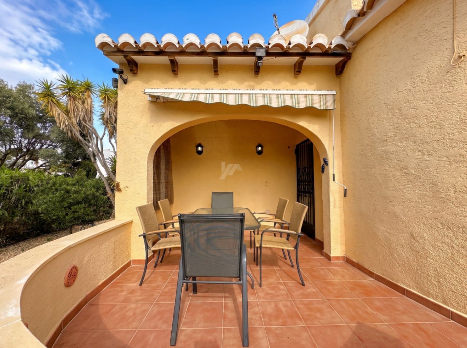 2 bedroom Bungalow for sale in Cumbre del Sol with pool - € 355,000 (Ref: 10156803)