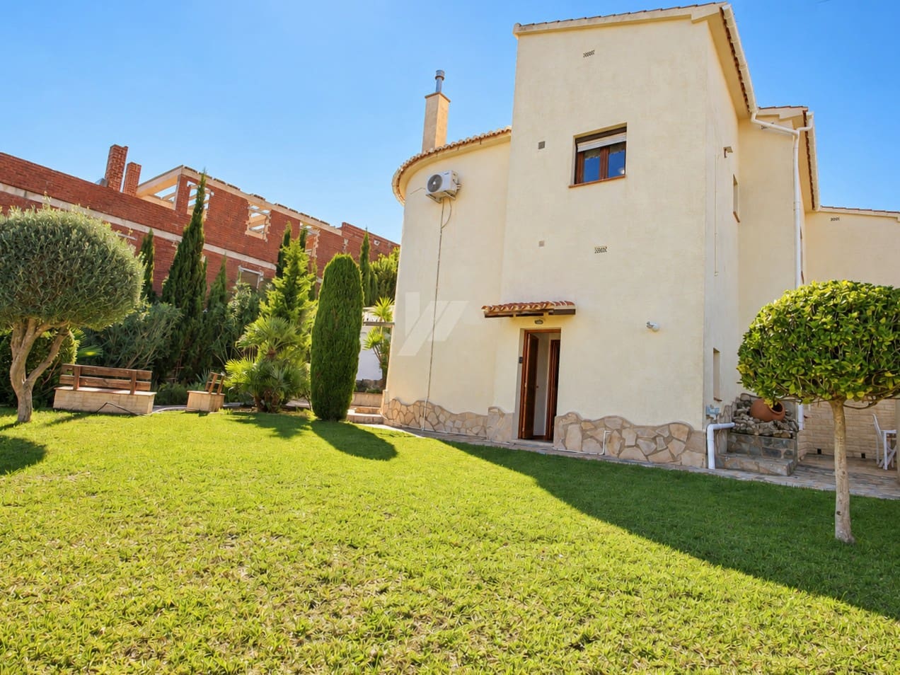 2 bedroom Villa for sale in Cumbre del Sol with pool garage - € 449,000 (Ref: 10179395)