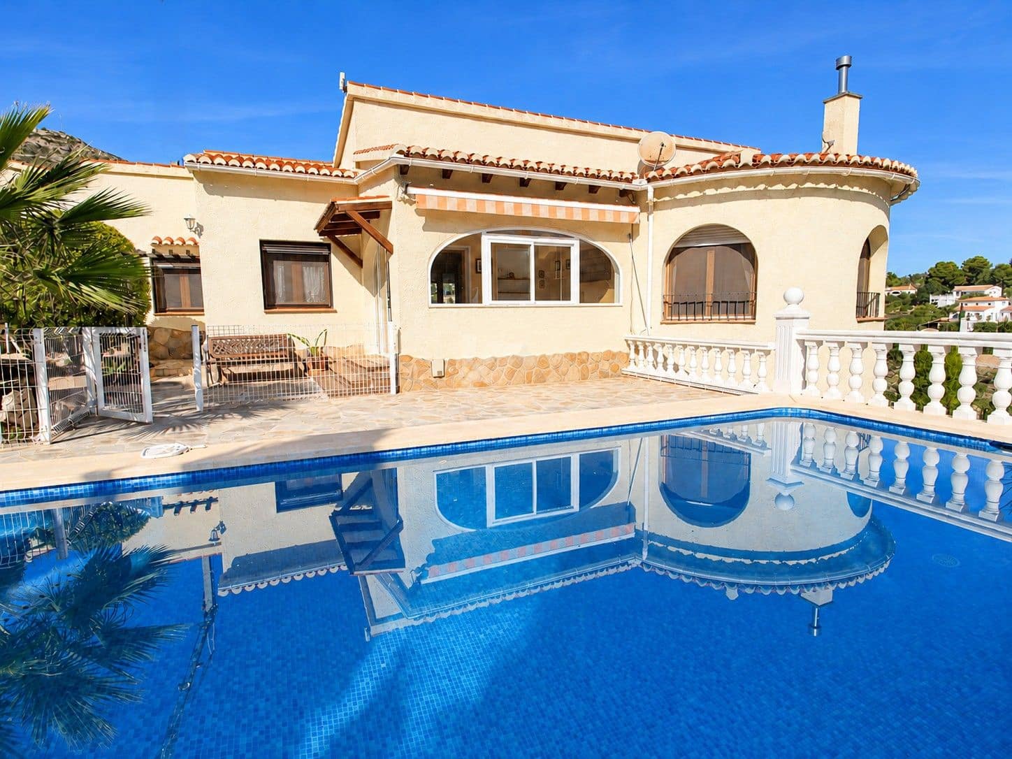 2 bedroom Villa for sale in Cumbre del Sol with pool garage - € 449,000 (Ref: 10179395)