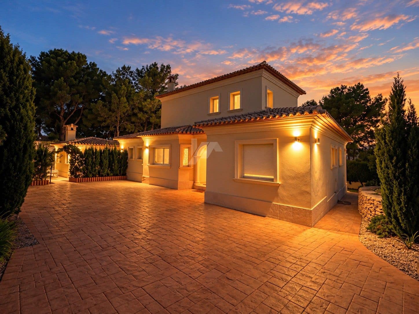Chalet de 4 habitaciones en Moraira en venta con piscina garaje - 975.000 € (Ref: 10183881)