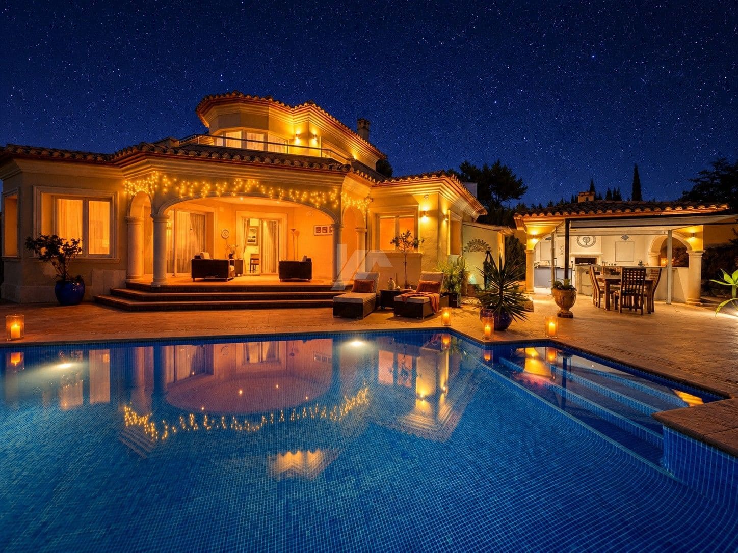 Chalet de 4 habitaciones en Moraira en venta con piscina garaje - 975.000 € (Ref: 10183881)
