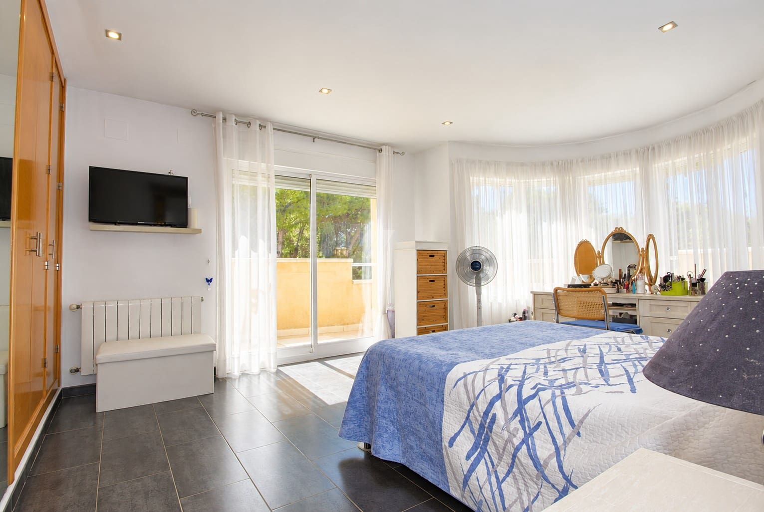 Chalet de 4 habitaciones en Moraira en venta con piscina garaje - 975.000 € (Ref: 10183881)