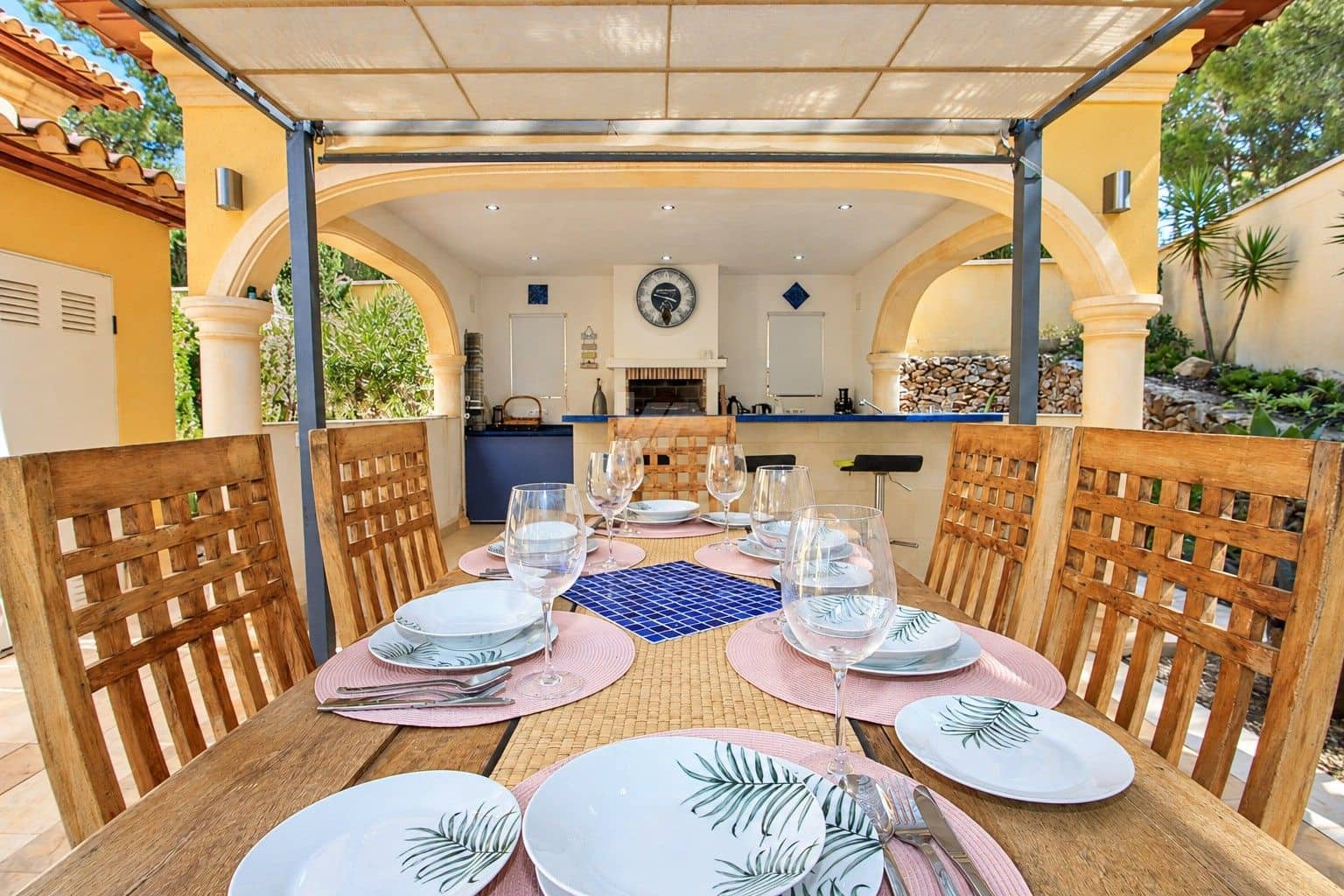 Chalet de 4 habitaciones en Moraira en venta con piscina garaje - 975.000 € (Ref: 10183881)