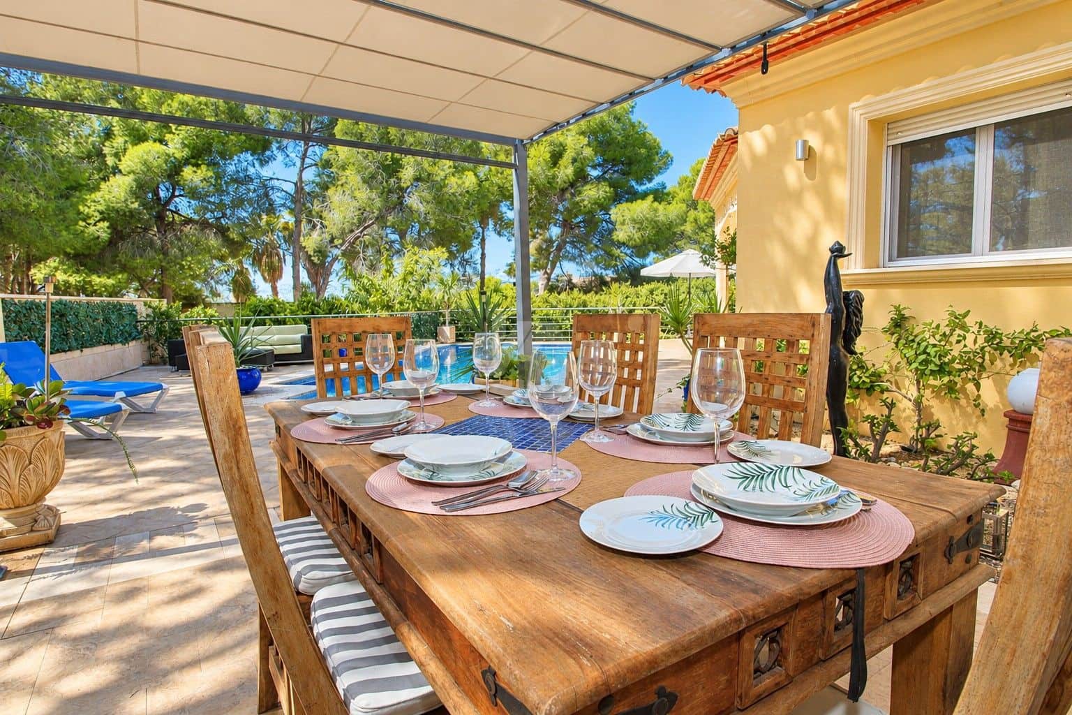 Chalet de 4 habitaciones en Moraira en venta con piscina garaje - 975.000 € (Ref: 10183881)