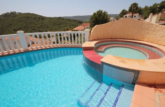 Chalet de 3 habitaciones en Cap Martí - El Tossalet - Pinomar, Javea / Xàbia en venta con piscina garaje - 750.000 € (Ref: 4358612)