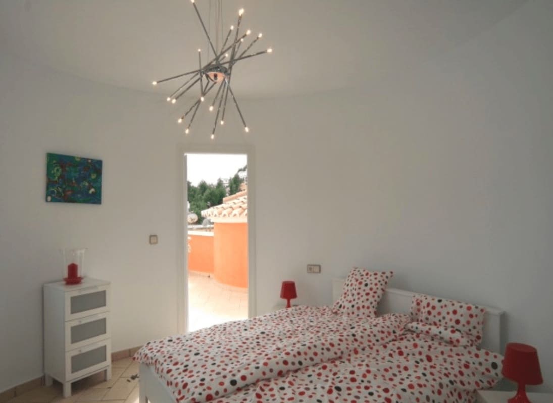 Chalet de 3 habitaciones en Javea / Xàbia en venta con piscina garaje - 750.000 € (Ref: 4358612)