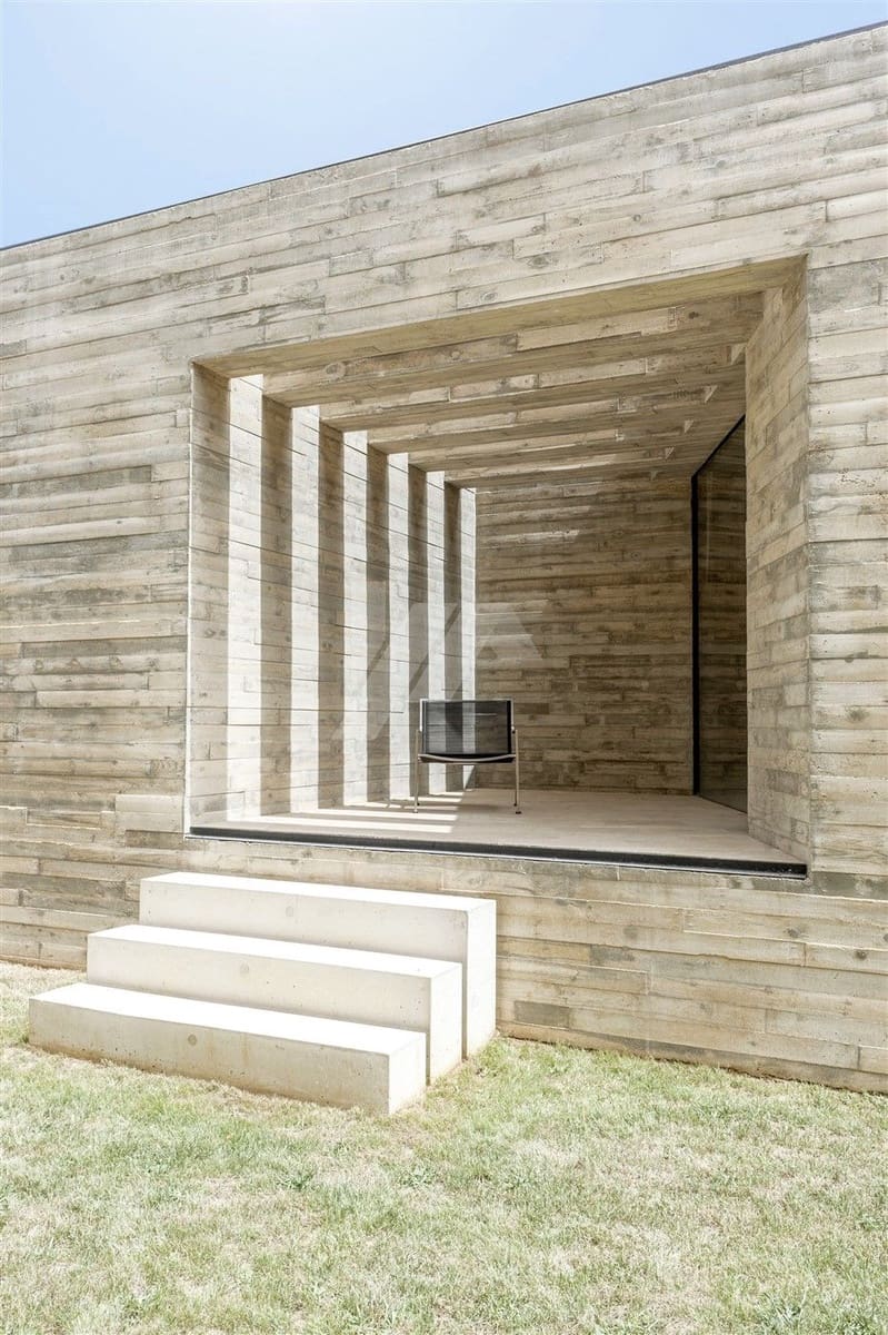 3 bedroom Villa for sale in Benissa with pool garage - € 2,500,000 (Ref: 5443421)