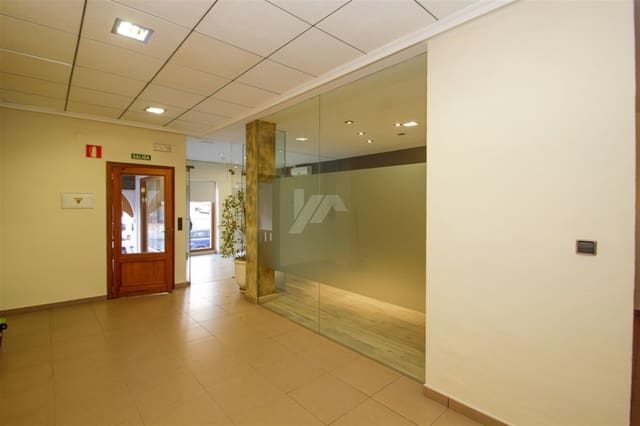 Commercial for sale in Casco Urbano, Teulada-Moraira - € 180,000 (Ref: 6594025)