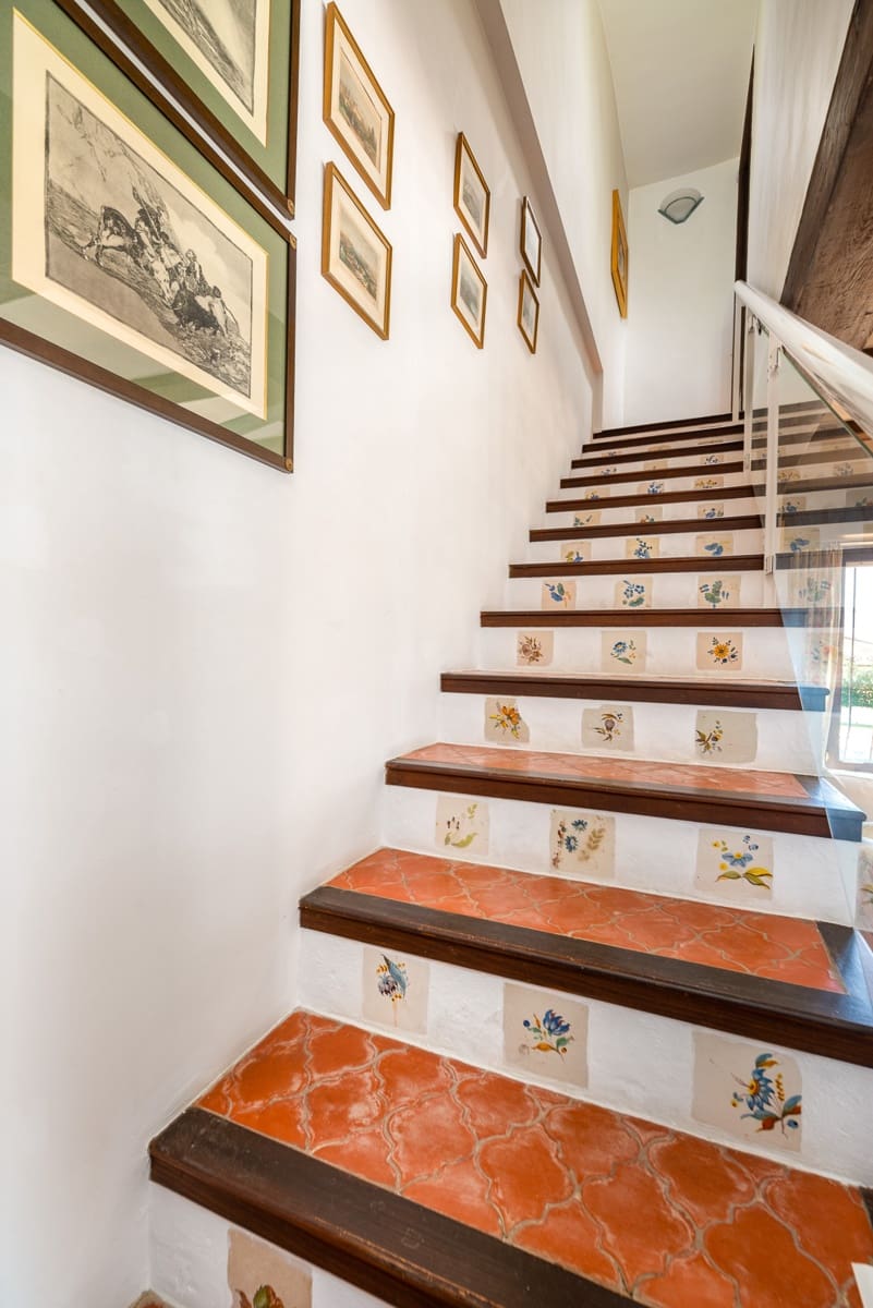 5 bedroom Villa for sale in Moraira with pool garage - € 1,699,000 (Ref: 6913808)