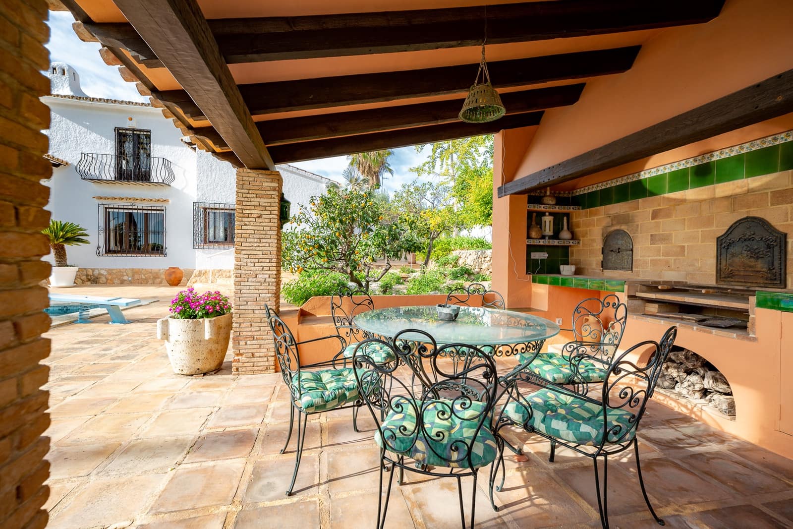 5 bedroom Villa for sale in Moraira with pool garage - € 1,699,000 (Ref: 6913808)
