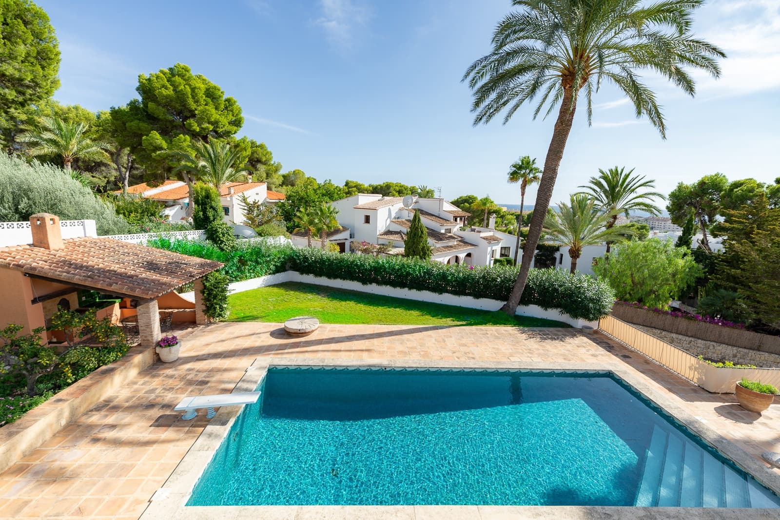5 bedroom Villa for sale in Moraira with pool garage - € 1,699,000 (Ref: 6913808)