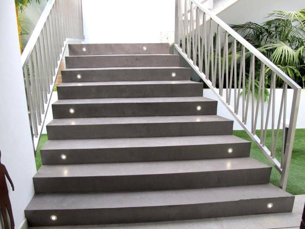 4 bedroom Villa for sale in Altea with pool garage - € 2,850,000 (Ref: 7312982)