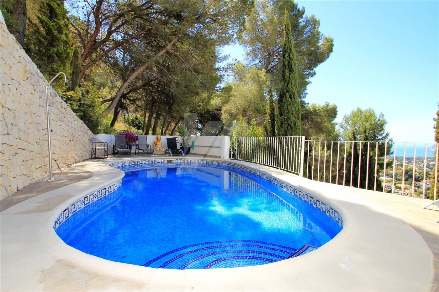 6 bedroom Villa for sale in Benissa with pool garage - € 1,600,000 (Ref: 7544284)