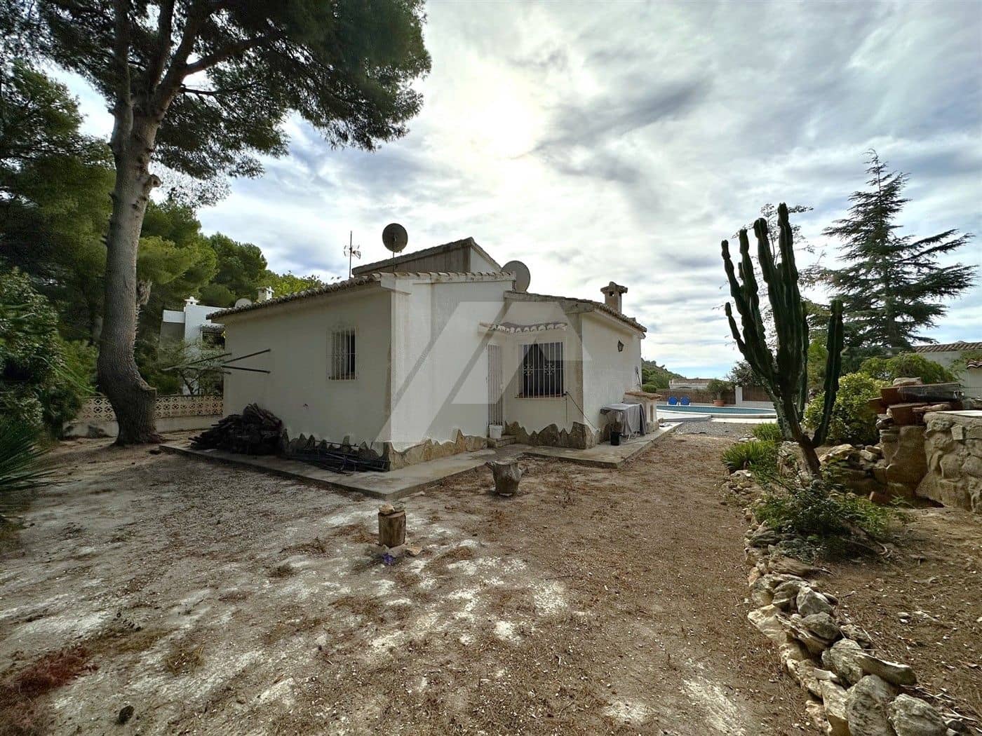 2 soveværelse Villa til salg i Moraira med swimmingpool garage - € 550.000 (Ref: 7871572)