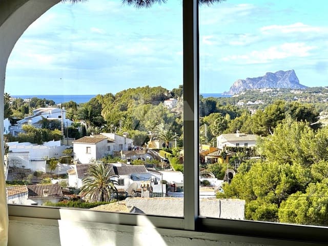 Chalet de 2 habitaciones en Paichi, Teulada-Moraira en venta con piscina garaje - 550.000 € (Ref: 8252215)
