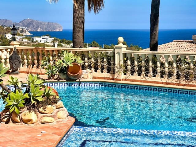 4 Zimmer Villa zu verkaufen in Benissa mit Garage - 1.590.000 € (Ref: 8429591)