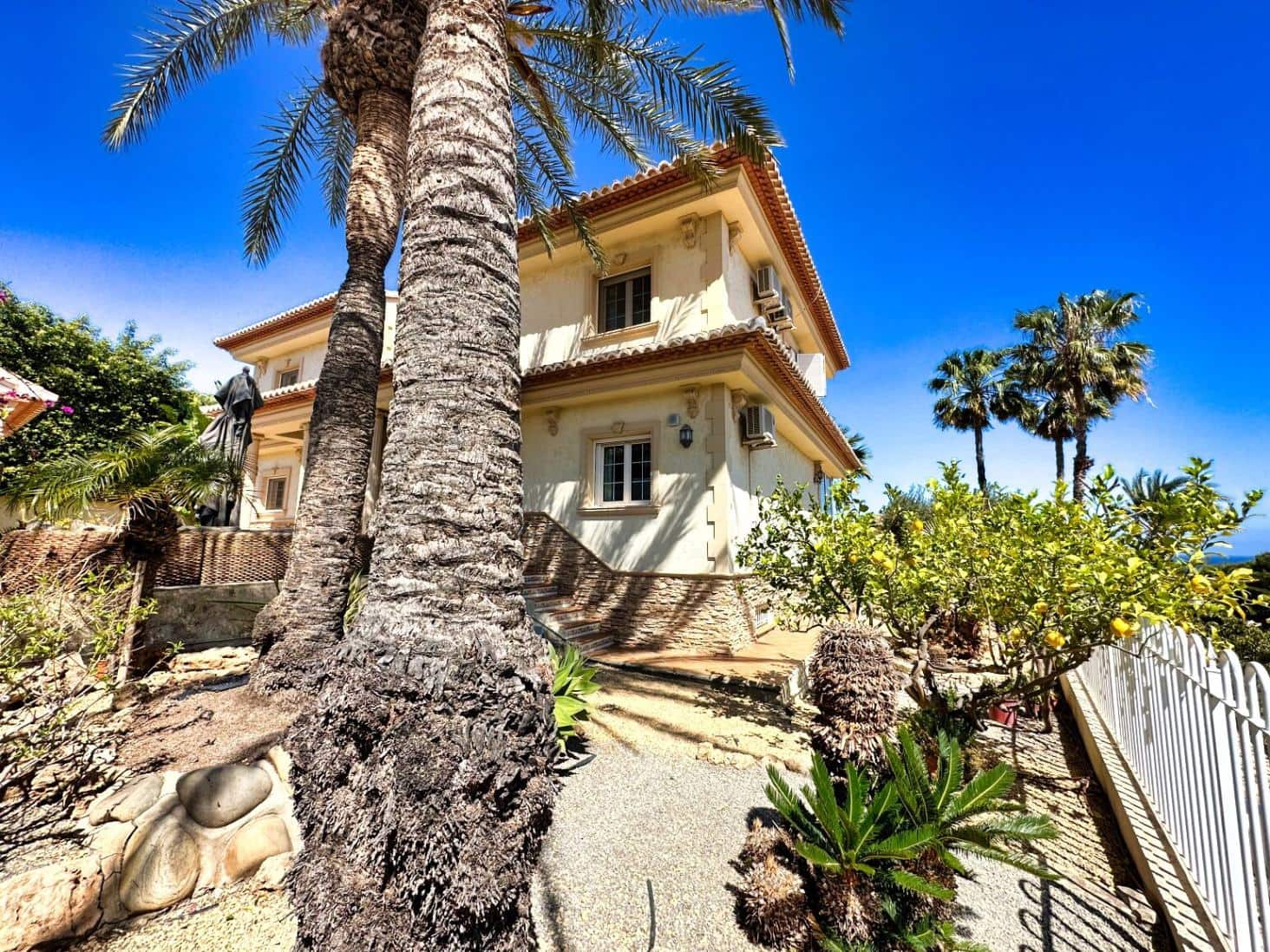 4 soverom Villa til salgs i Benissa med garasje - € 1 590 000 (Ref: 8429591)