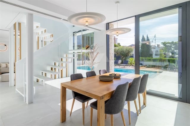 4 makuuhuone Huvila myytävänä paikassa Benissa - 1 250 000 € (Ref: 8506221)