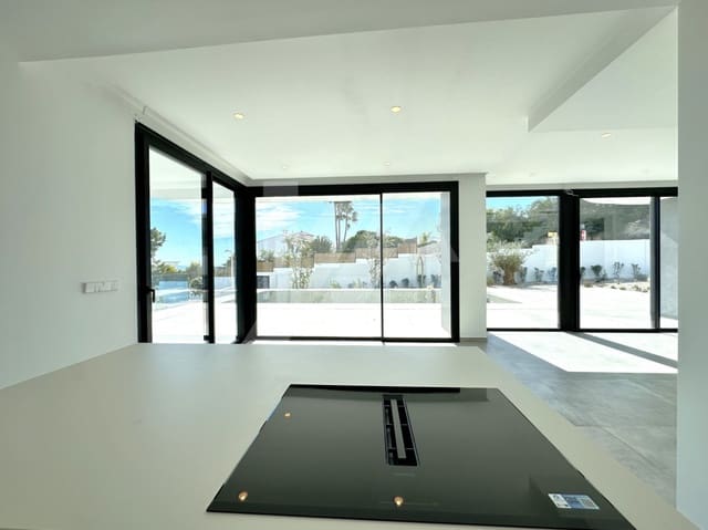 Chalet de 4 habitaciones en Benimeit - Tabaira, Teulada-Moraira en venta con piscina garaje - 1.850.000 € (Ref: 8545108)