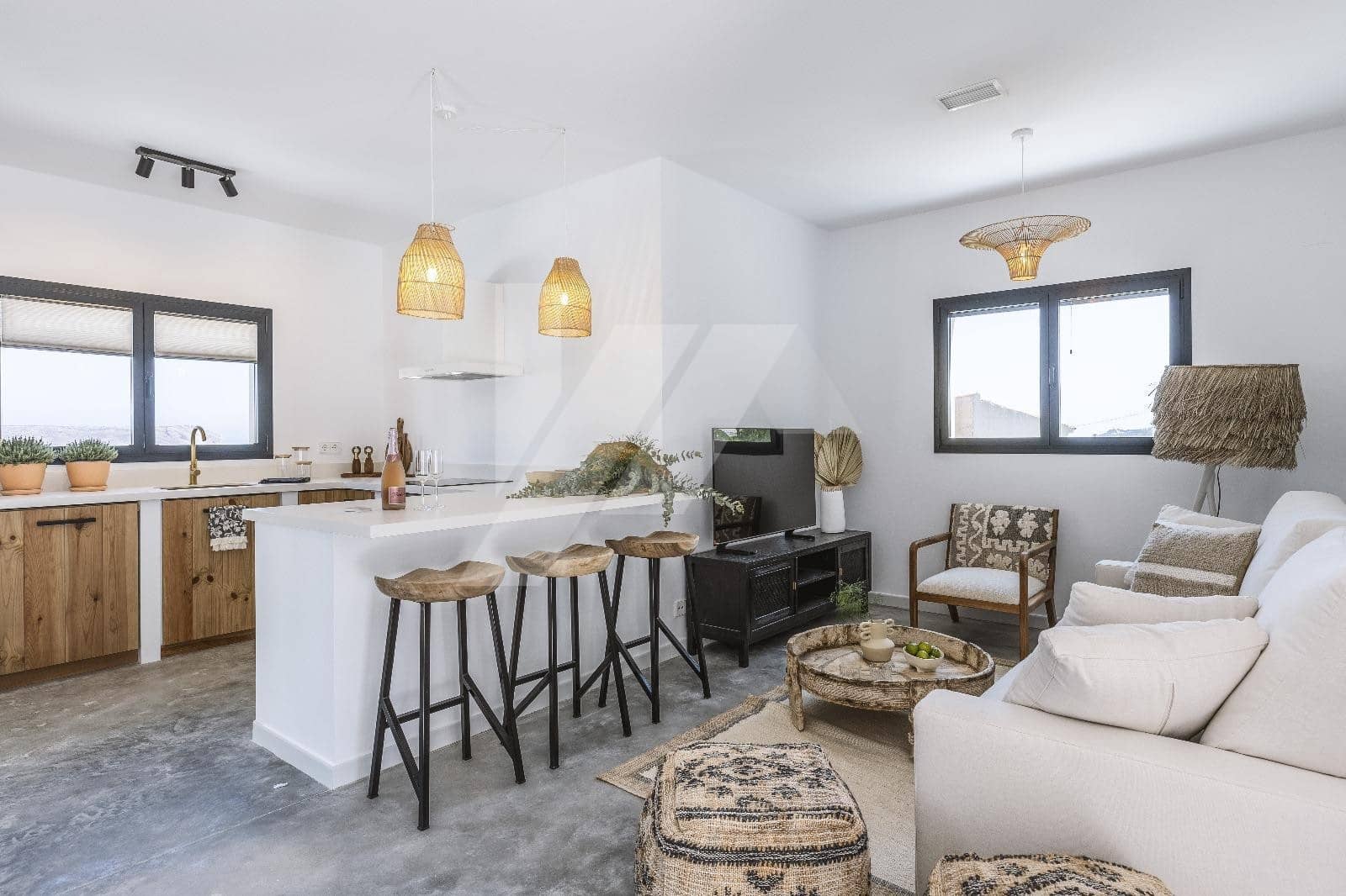 3 soveværelse Villa til salg i Pinosol med swimmingpool garage - € 1.200.000 (Ref: 8635450)