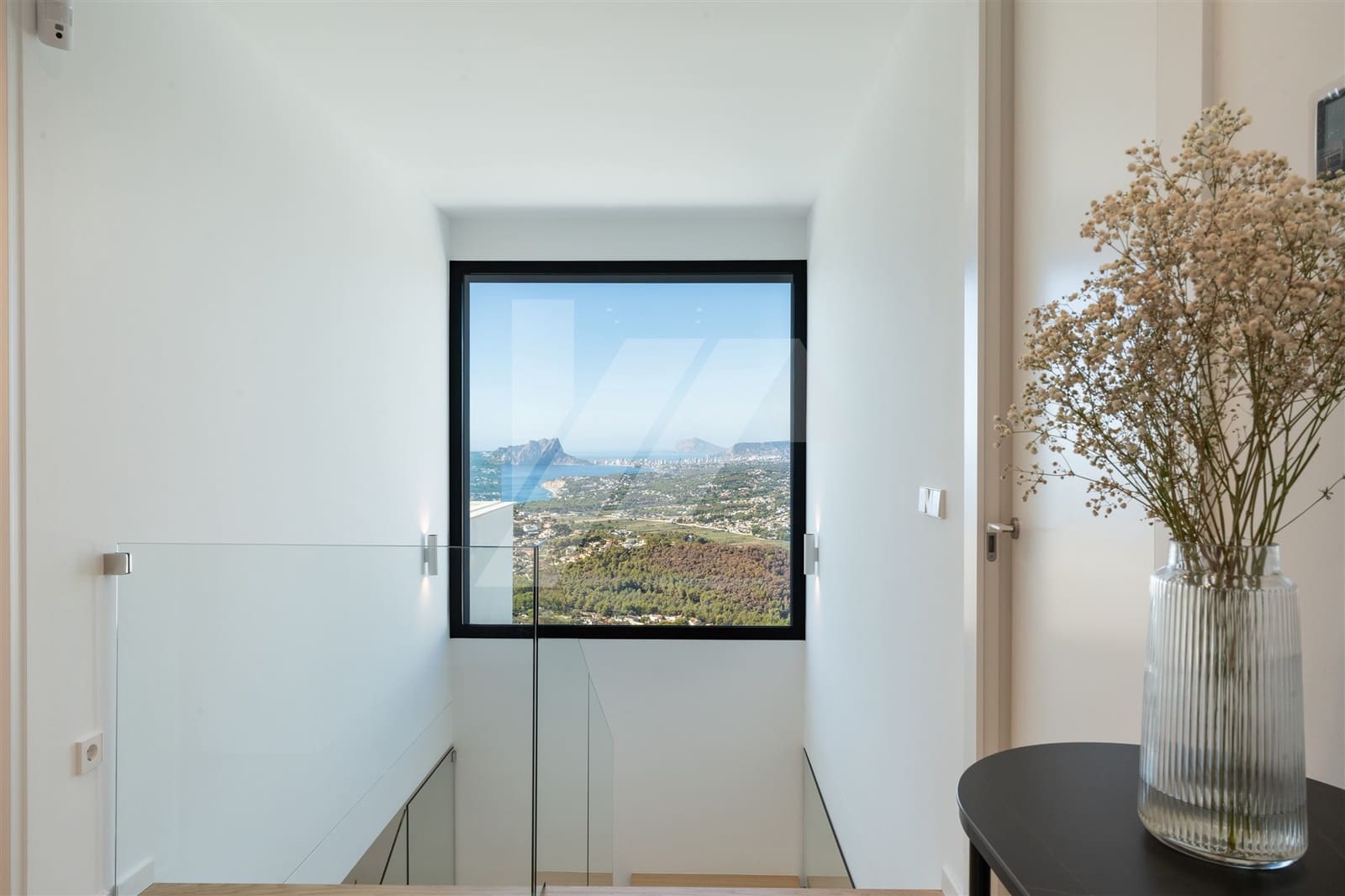 3 Zimmer Villa zu verkaufen in Cumbre del Sol mit Pool Garage - 2.195.000 € (Ref: 8635453)