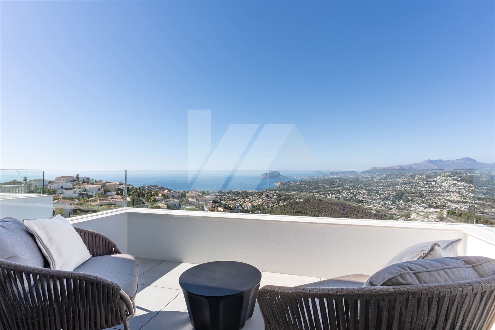 3 Zimmer Villa zu verkaufen in Cumbre del Sol mit Pool Garage - 2.195.000 € (Ref: 8635453)