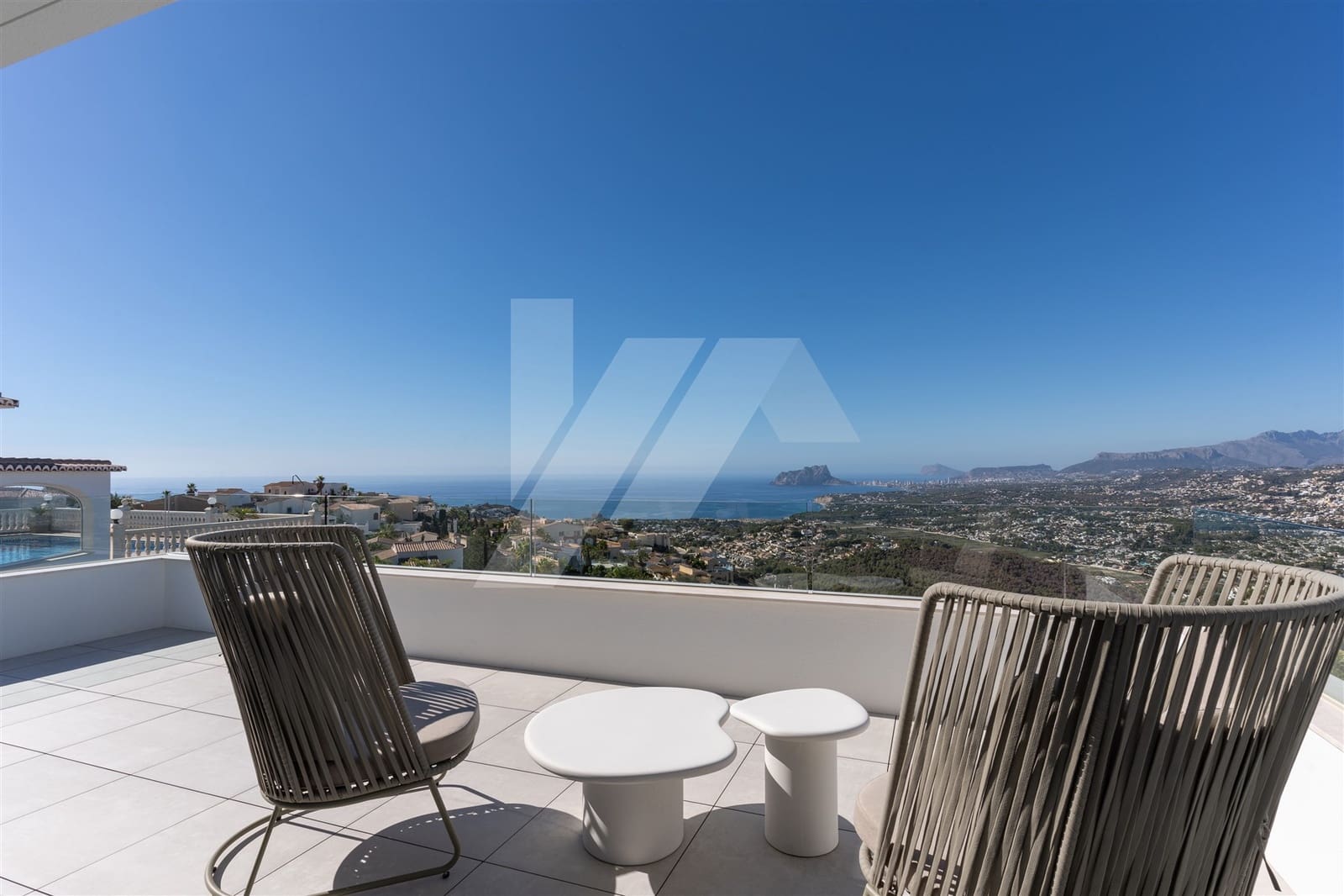 3 Zimmer Villa zu verkaufen in Cumbre del Sol mit Pool Garage - 2.195.000 € (Ref: 8635453)