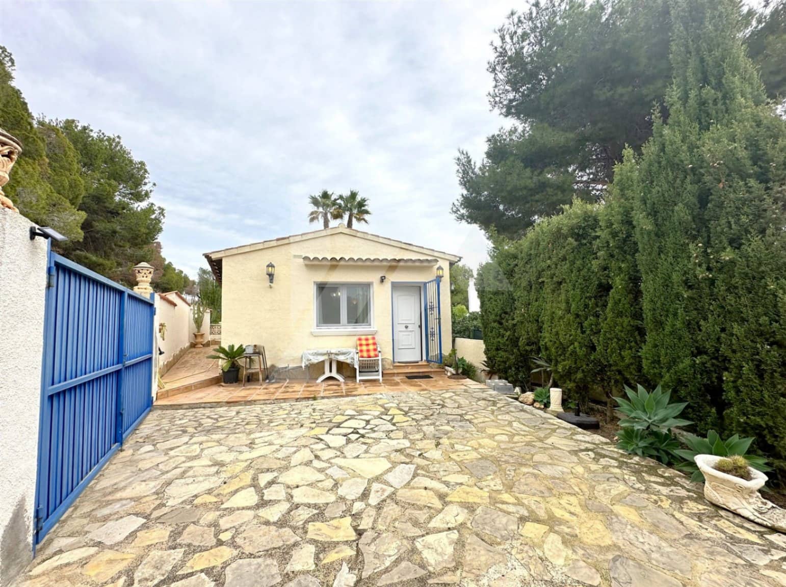 3 bedroom Villa for sale in Benissa with pool garage - € 700,000 (Ref: 8657845)