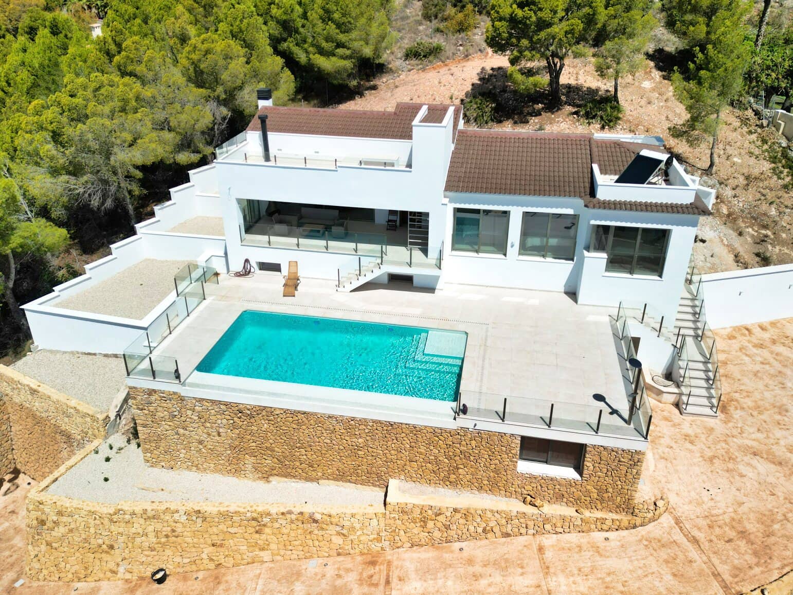 3 bedroom Villa for sale in Altea with pool garage - € 1,488,000 (Ref: 8708898)