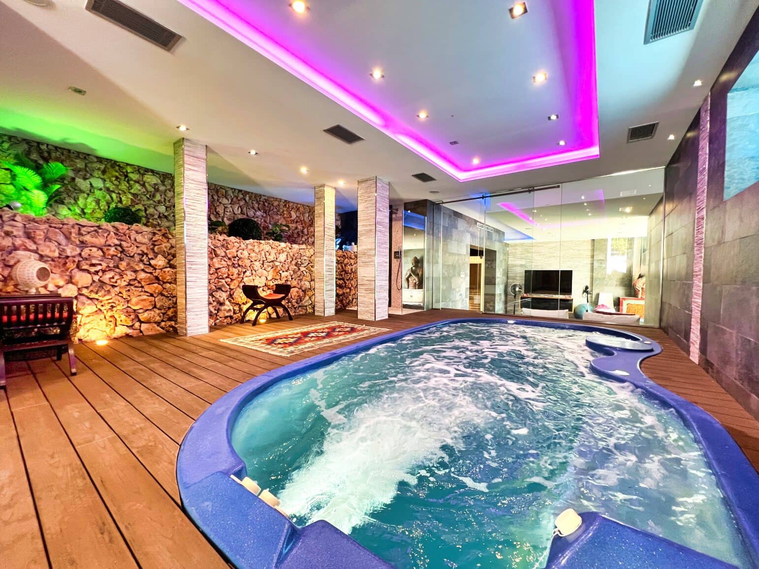 3 bedroom Villa for sale in Altea with garage - € 2,490,000 (Ref: 8708902)