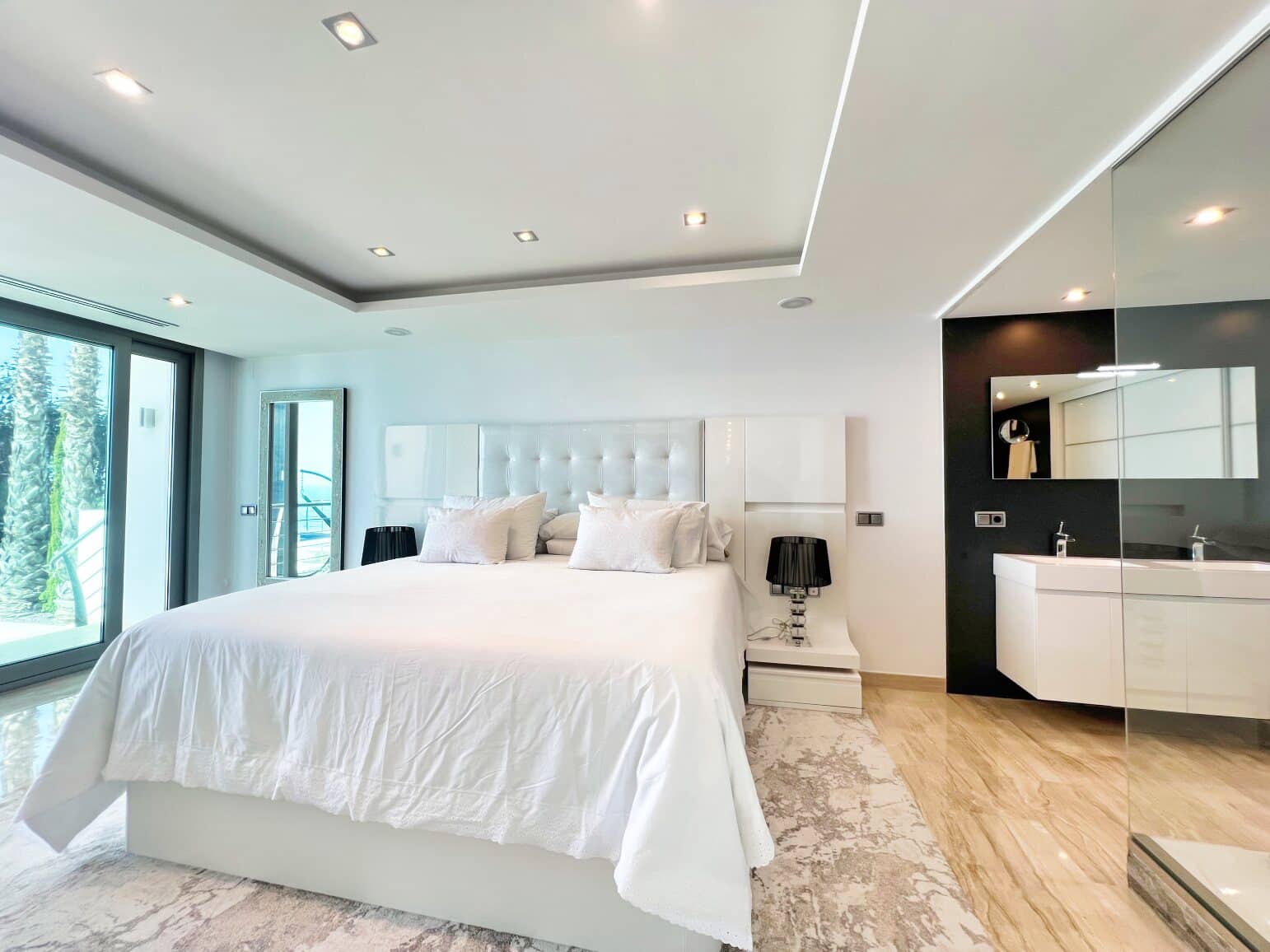 3 bedroom Villa for sale in Altea with garage - € 2,490,000 (Ref: 8708902)