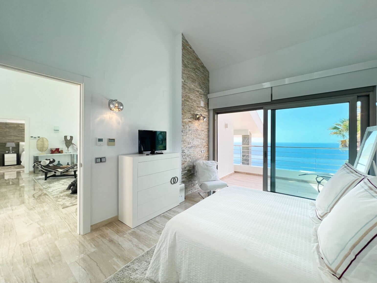 3 bedroom Villa for sale in Altea with garage - € 2,490,000 (Ref: 8708902)