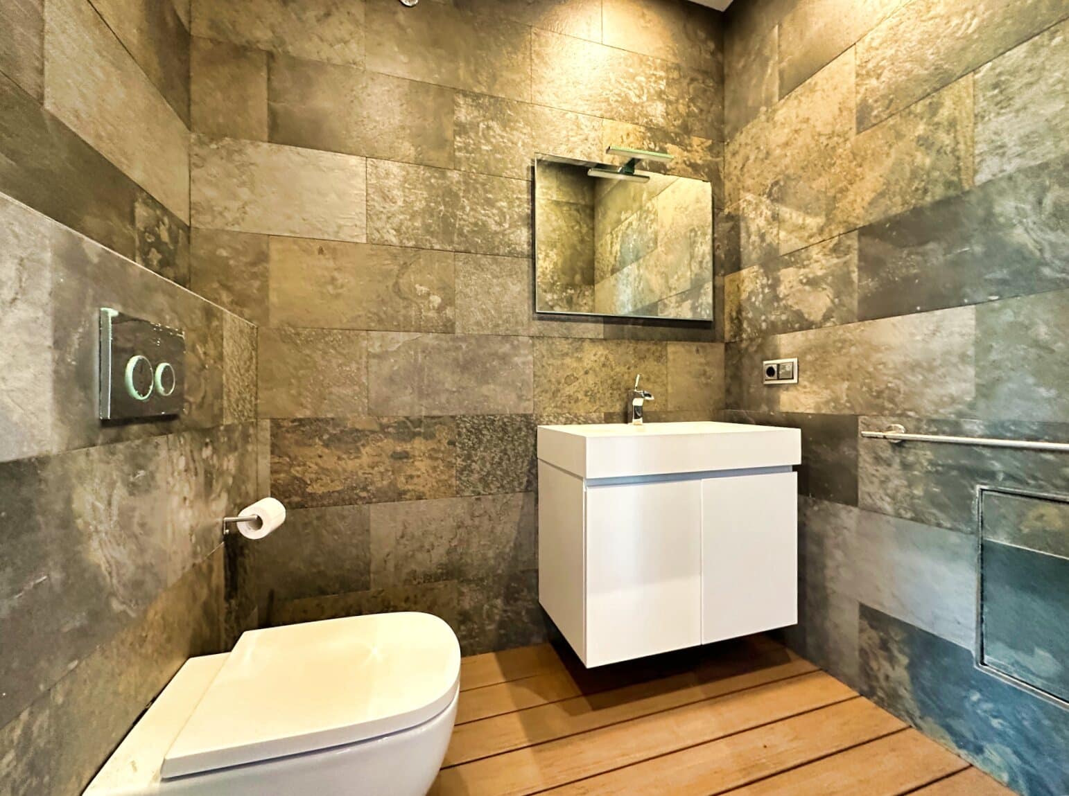 3 bedroom Villa for sale in Altea with garage - € 2,490,000 (Ref: 8708902)