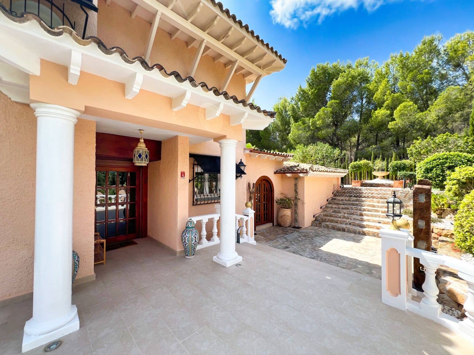4 soverom Villa til salgs i Altea la Vella med svømmebasseng garasje - € 2 900 000 (Ref: 8708905)