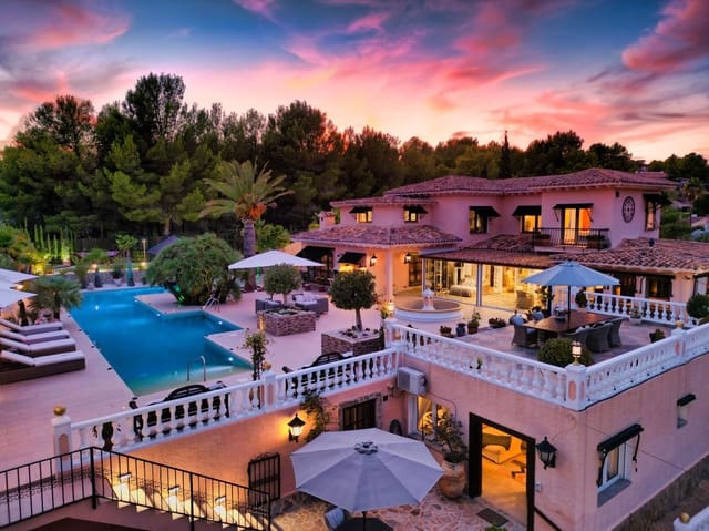 4 soveværelse Villa til salg i Altea la Vella, Altea med swimmingpool garage - € 2.900.000 (Ref: 8708905)