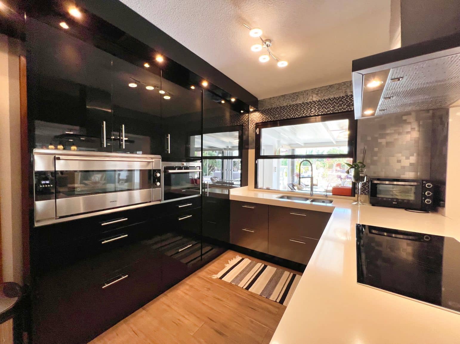 4 soverom Villa til salgs i Altea la Vella med svømmebasseng garasje - € 2 900 000 (Ref: 8708905)