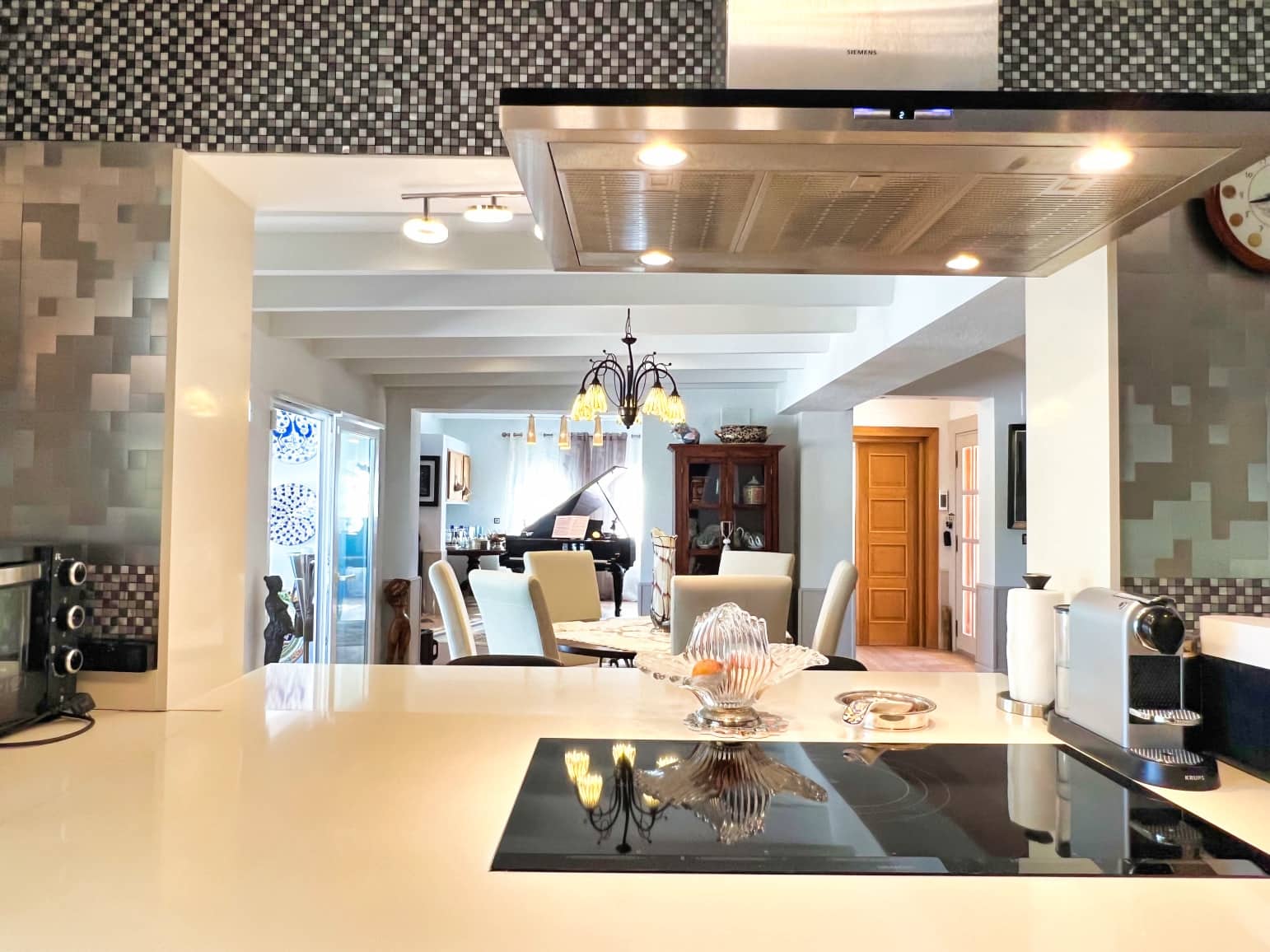 4 soverom Villa til salgs i Altea la Vella med svømmebasseng garasje - € 2 900 000 (Ref: 8708905)