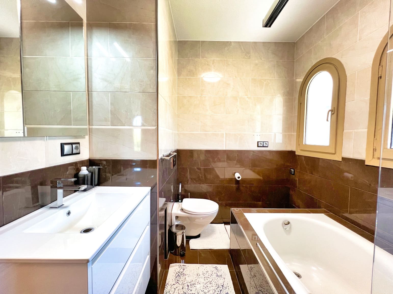 4 soverom Villa til salgs i Altea la Vella med svømmebasseng garasje - € 2 900 000 (Ref: 8708905)