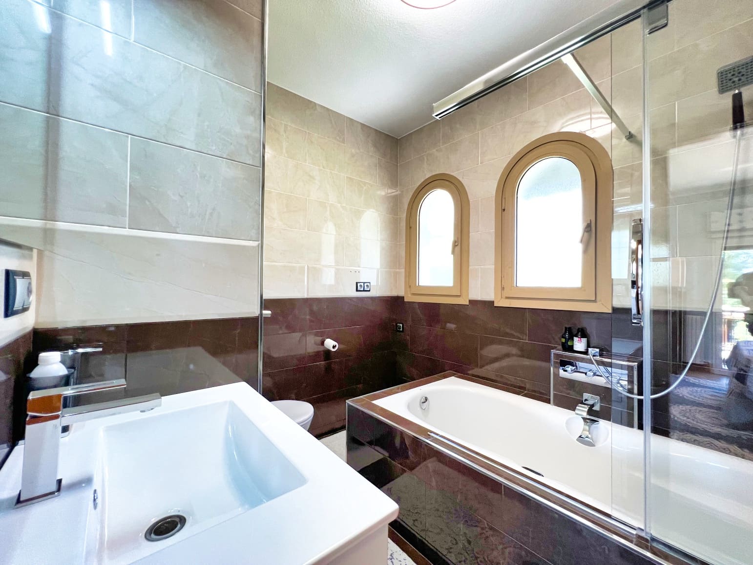 4 soverom Villa til salgs i Altea la Vella med svømmebasseng garasje - € 2 900 000 (Ref: 8708905)