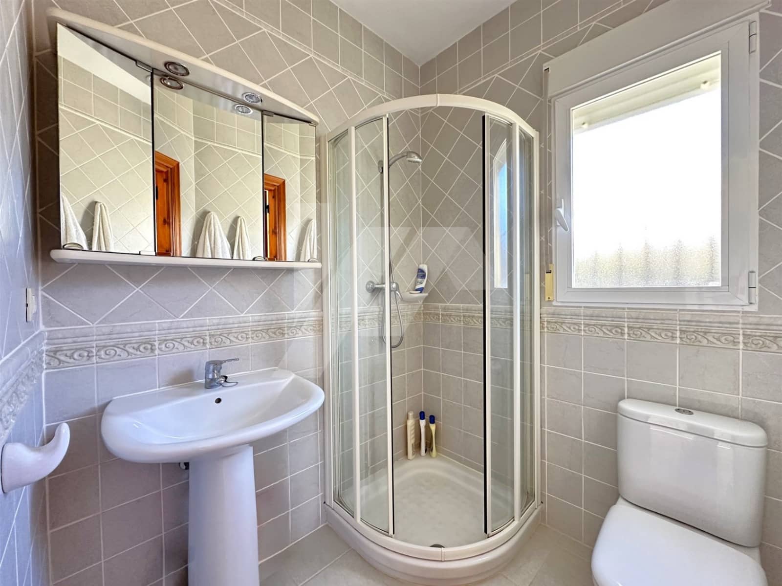 3 soverom Villa til salgs i Benissa med svømmebasseng garasje - € 675 000 (Ref: 8769426)