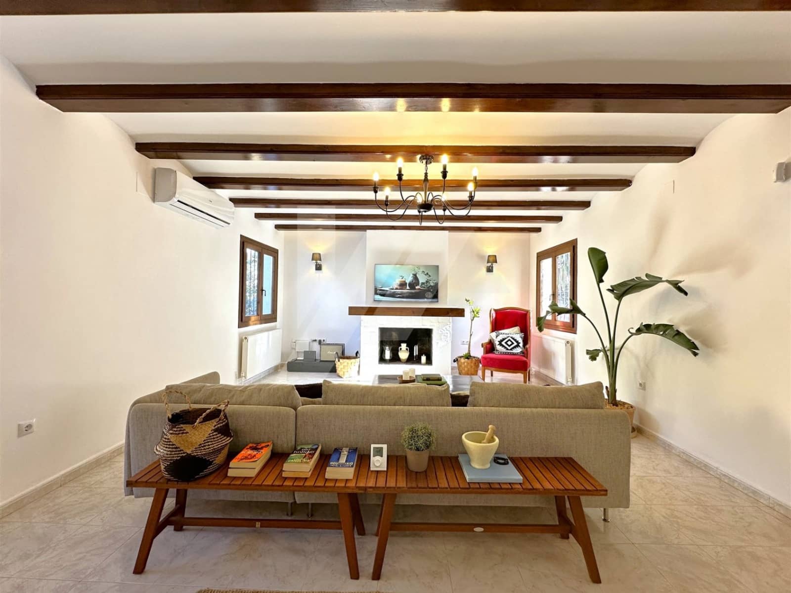 3 slaapkamer Villa te koop in Moraira met zwembad - € 963.000 (Ref: 8769549)