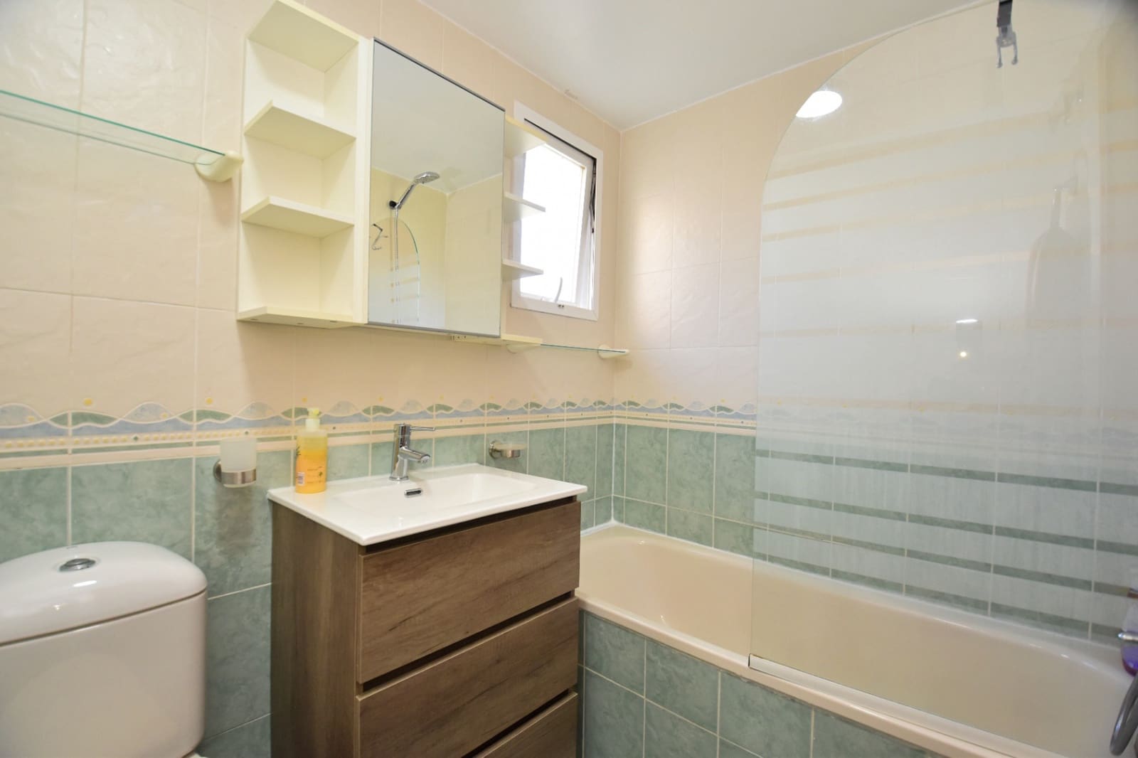 3 soveværelse Lejlighed til salg i Arenal med swimmingpool garage - € 398.000 (Ref: 8811020)