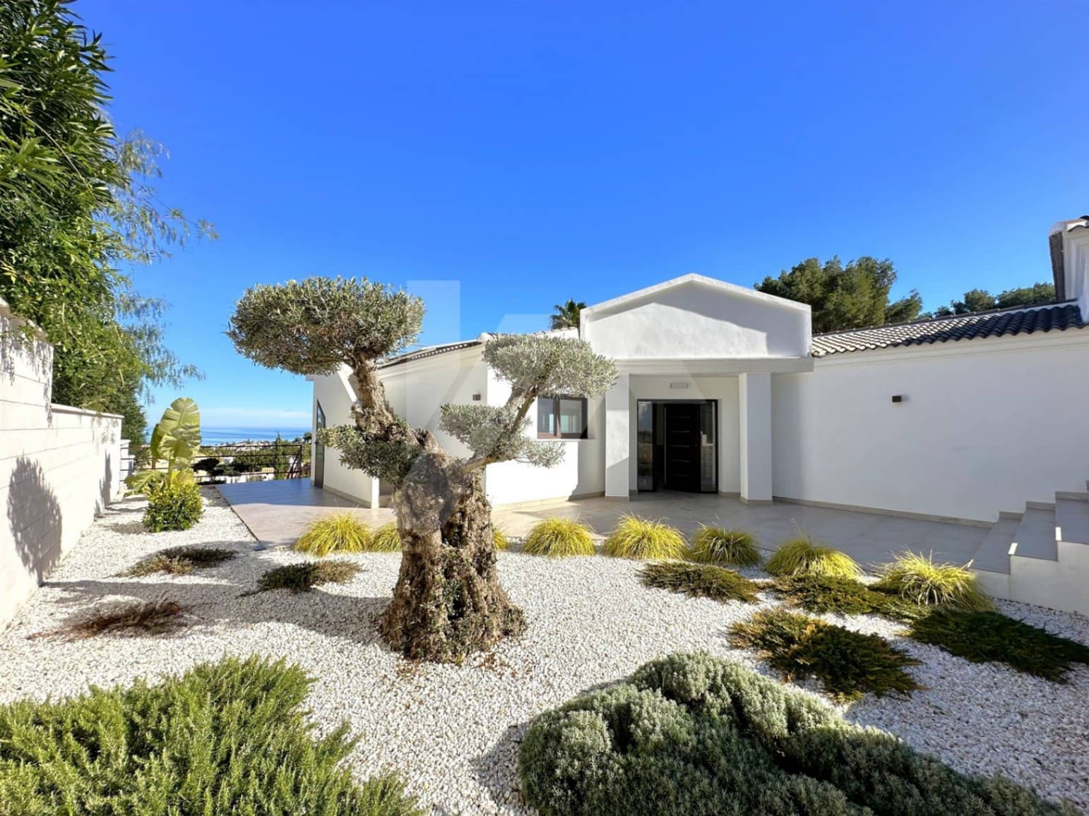 Chalet de 4 habitaciones en Dénia en venta con piscina garaje - 999.000 € (Ref: 8820787)