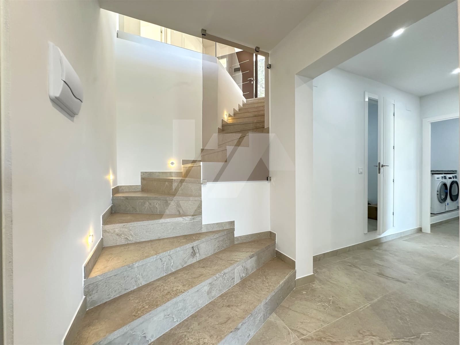 Chalet de 4 habitaciones en Dénia en venta con piscina garaje - 999.000 € (Ref: 8820787)