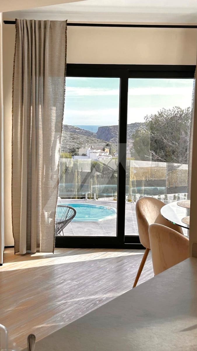 3 bedroom Villa for sale in Cumbre del Sol with pool garage - € 1,090,000 (Ref: 8948218)