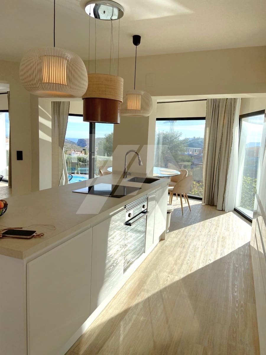 3 bedroom Villa for sale in Cumbre del Sol with pool garage - € 1,090,000 (Ref: 8948218)